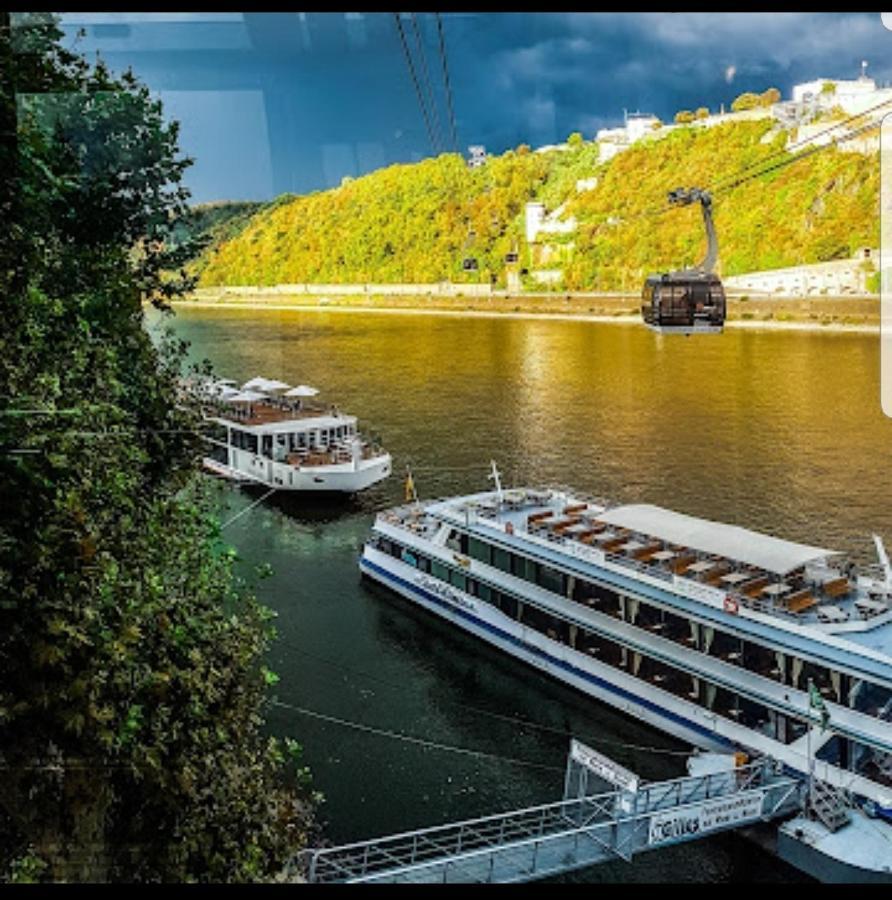 Fewo Mit Terasse Neuwied & Koblenz Екстер'єр фото